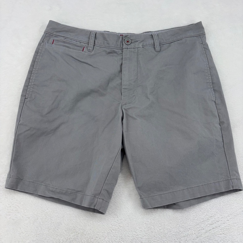 UNTUCKit St. Vincent Mens Gray Flat Front Chino Shorts W34 40500 Regular Fit 9in